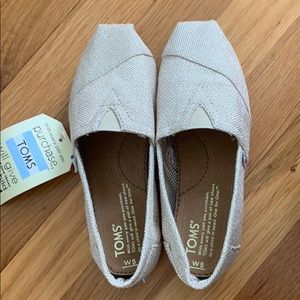 TOMS Women’s Classics Gold Routh shoes